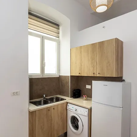 Irene 3* 에르무폴리